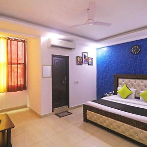Hotel Ashoka Palace Near Igi Airport New Delhi